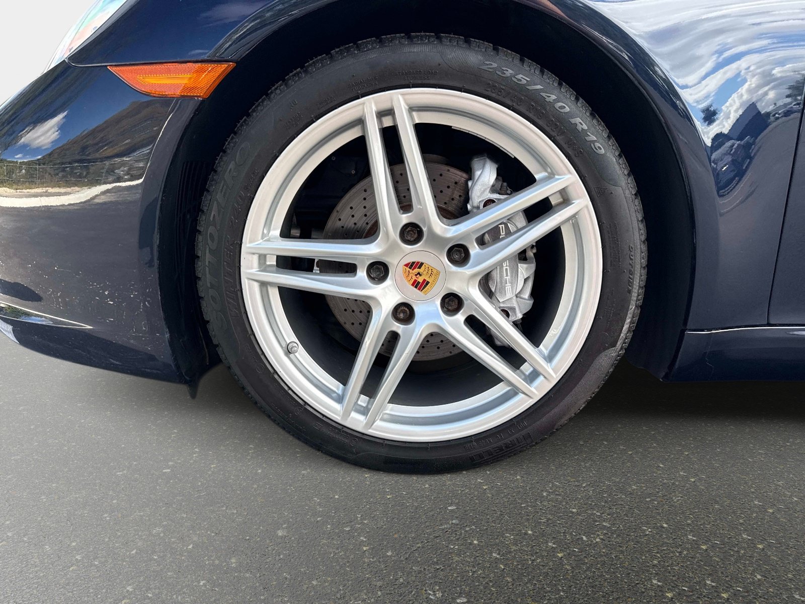 Used 2017 Porsche 911 Carrera 4 AWD/4WD image 13