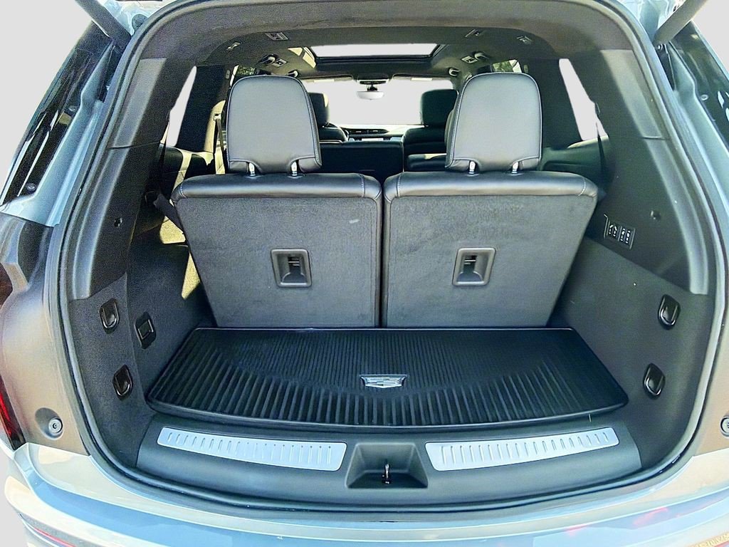 Certified 2025 Cadillac XT6 Premium Luxury w/ Platinum Package image 28