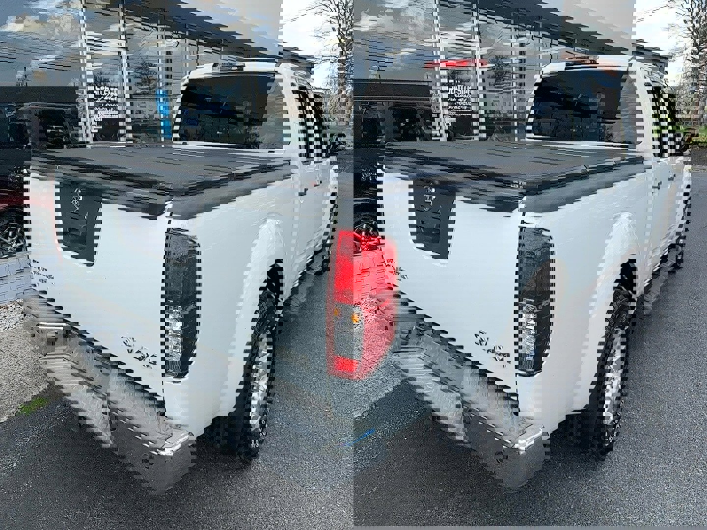 Used 2013 Nissan Frontier SV w/ SV Value Truck Pkg image 3