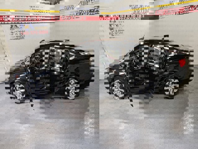 Used 2016 Chevrolet Impala LT w/ Convenience Package image 12