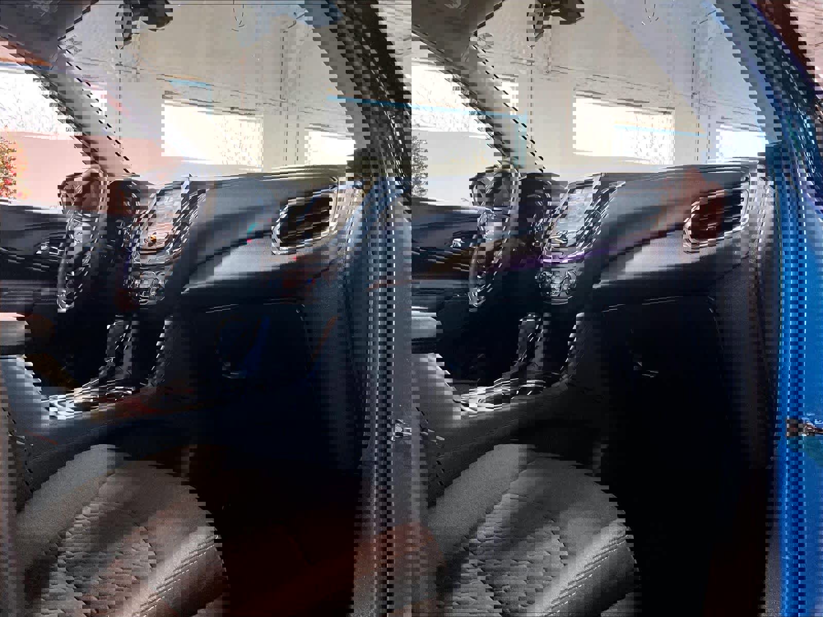 Used 2019 Chevrolet Equinox LT image 14