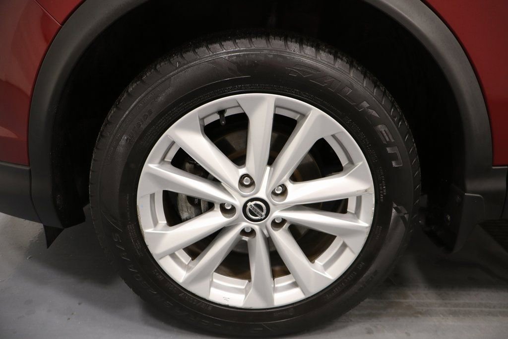 Used 2019 Nissan Rogue Sport SV image 24