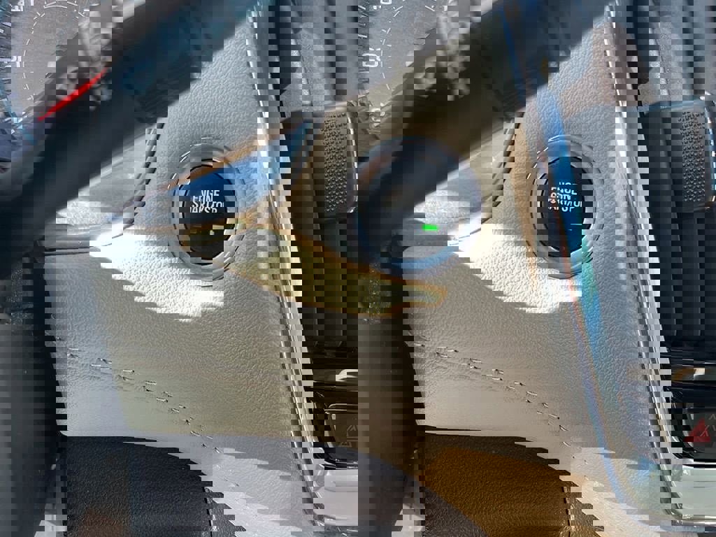 Used 2023 Chevrolet Traverse LS w/ Safety Package image 35