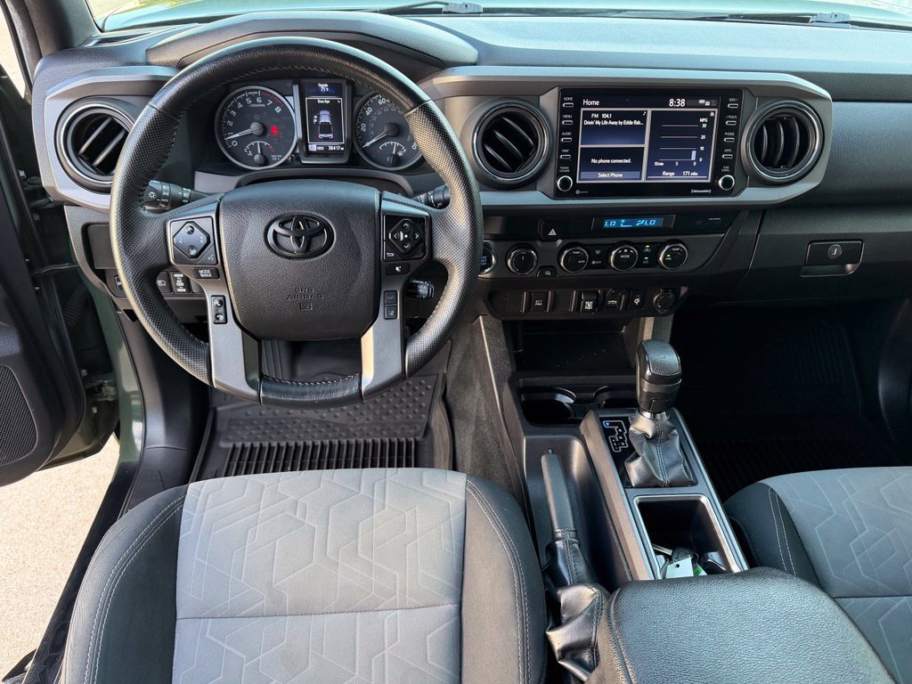 Used 2022 Toyota Tacoma TRD Sport AWD/4WD image 27