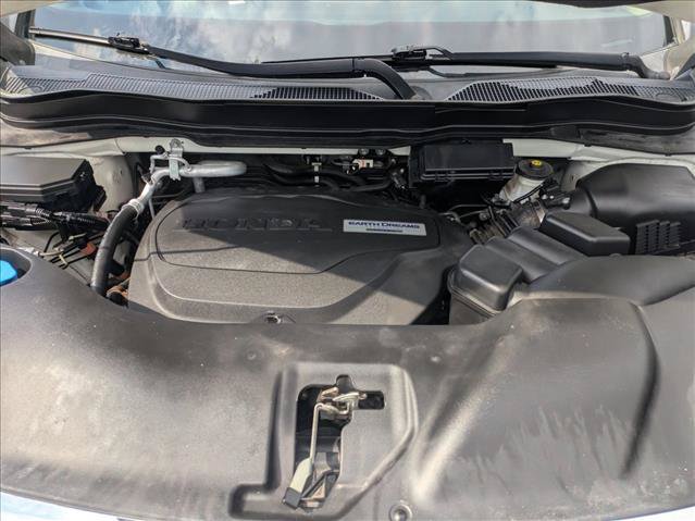 Certified 2017 Honda Pilot Touring image 21
