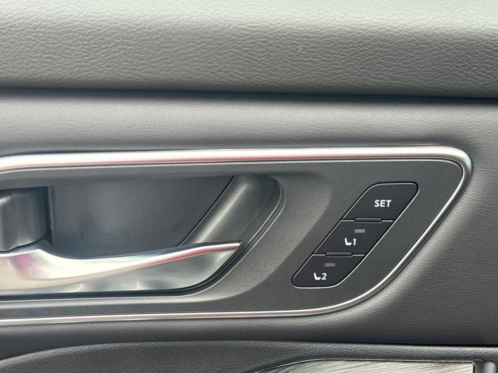 New 2026 Nissan Rogue Platinum image 19