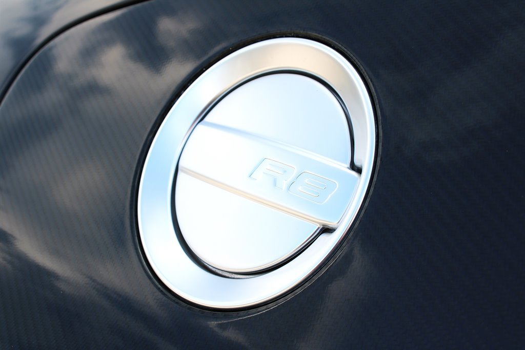 Used 2010 Audi R8 V10 image 15