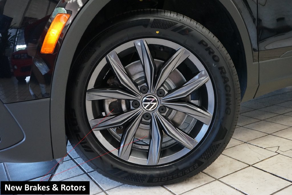 Used 2022 Volkswagen Tiguan SE FWD image 9