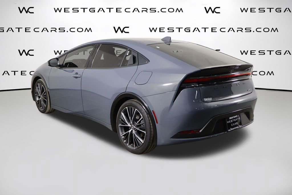 Used 2025 Toyota Prius XLE image 48