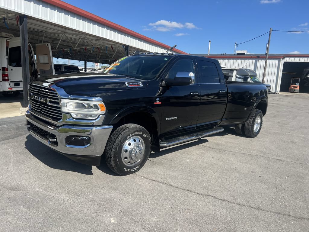 Used 2020 RAM 3500 Laramie AWD/4WD image 2