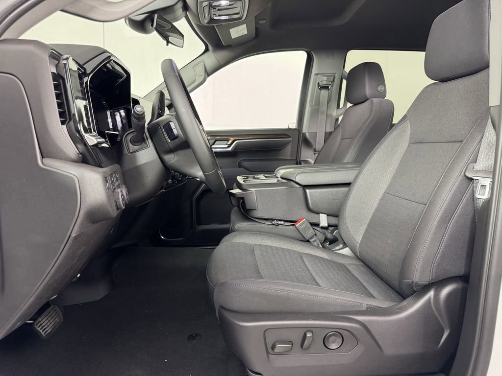 New 2025 Chevrolet Silverado 1500 LT image 23