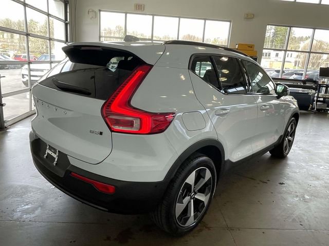 Used 2026 Volvo XC40 B5 Plus w/ Protection Package Premier image 6