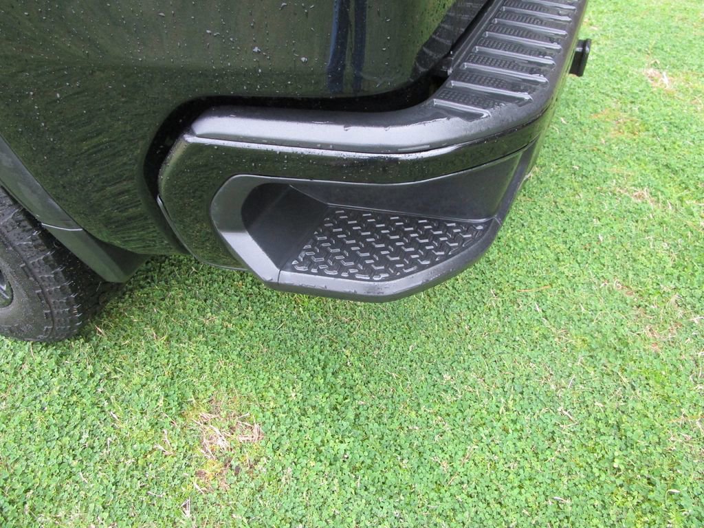 Used 2021 GMC Sierra 1500 Elevation w/ X31 Off-Road Package image 14