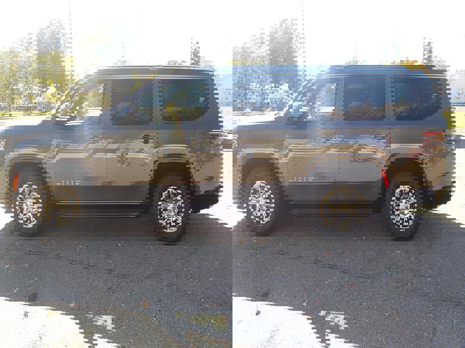 Used 2022 Jeep Wagoneer Series I w/ Convenience Group I image 5