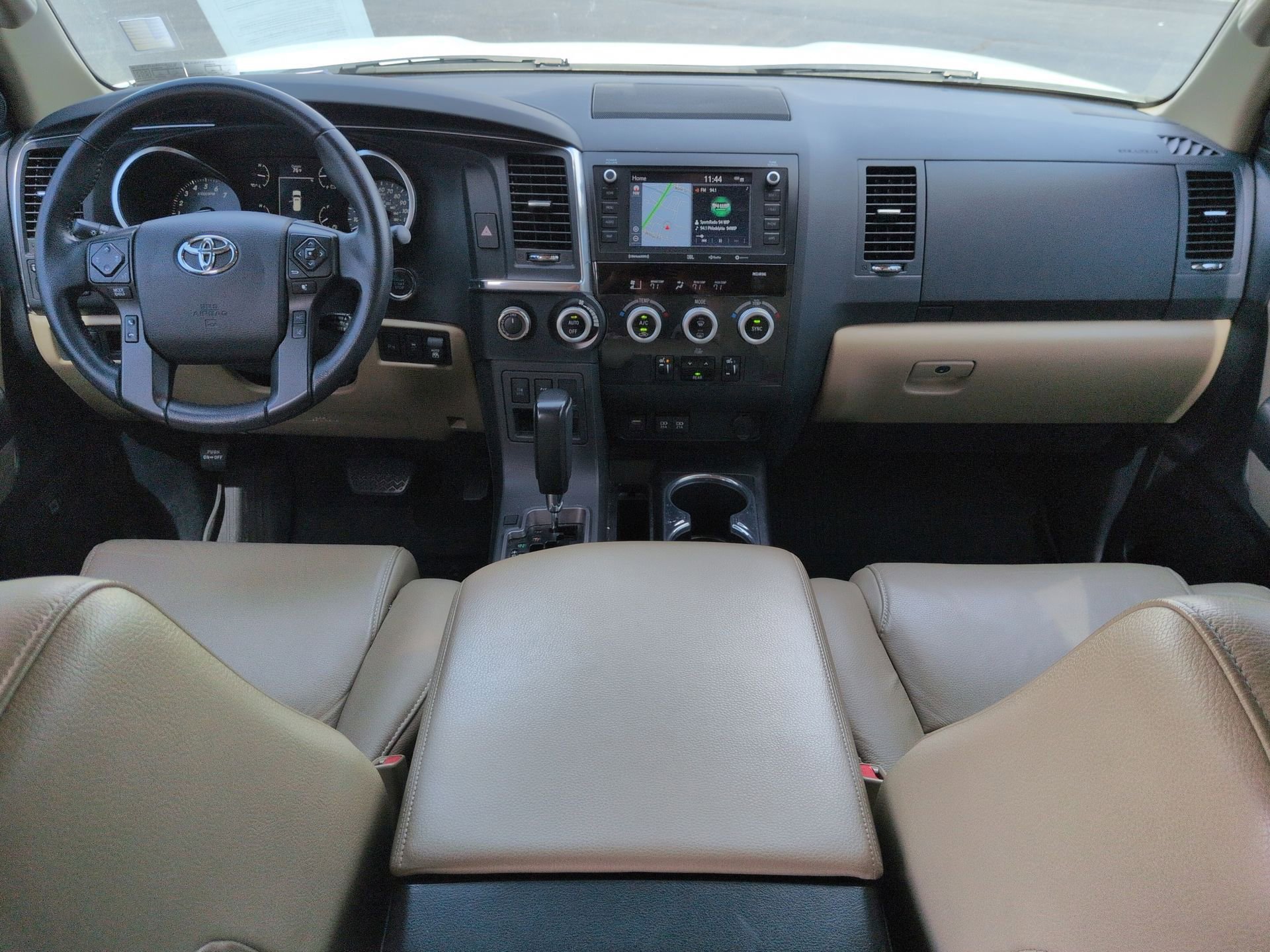 Used 2021 Toyota Sequoia Limited w/ Safety & Convenience Package image 21