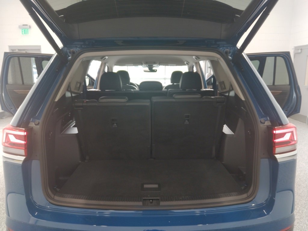 Certified 2025 Volkswagen Atlas SE image 18