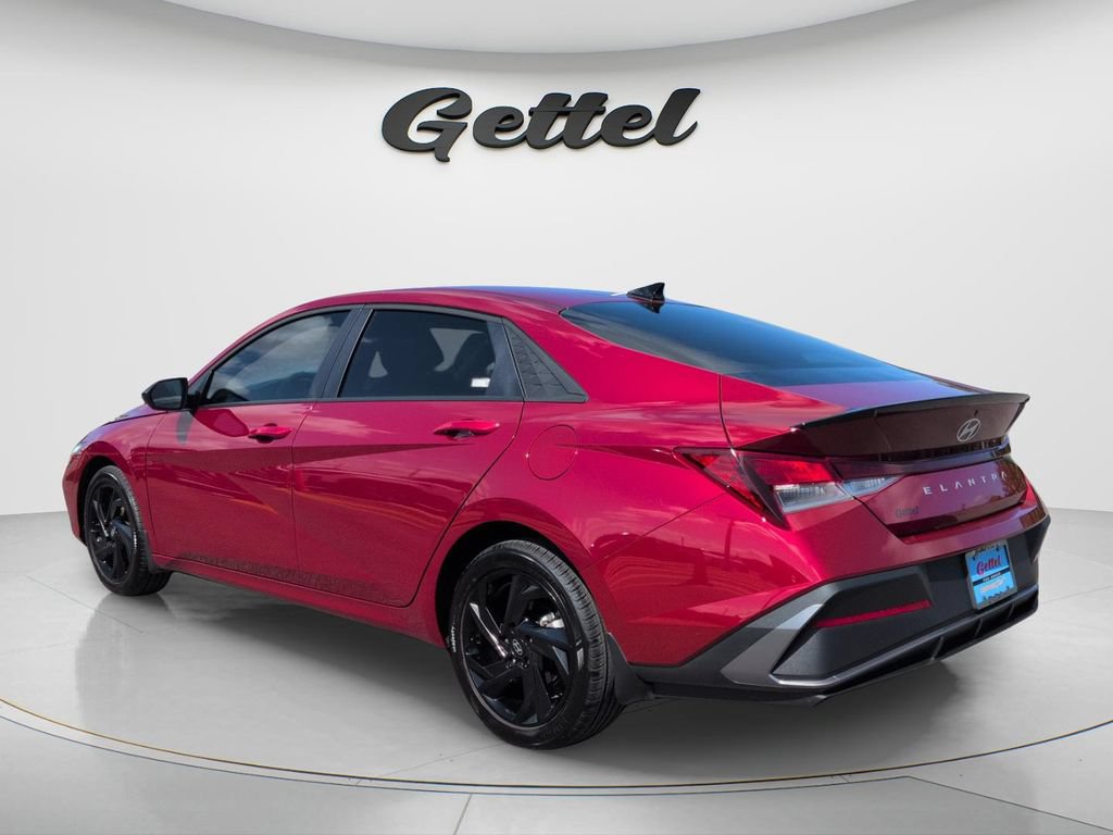 Certified 2026 Hyundai Elantra Sport FWD image 7