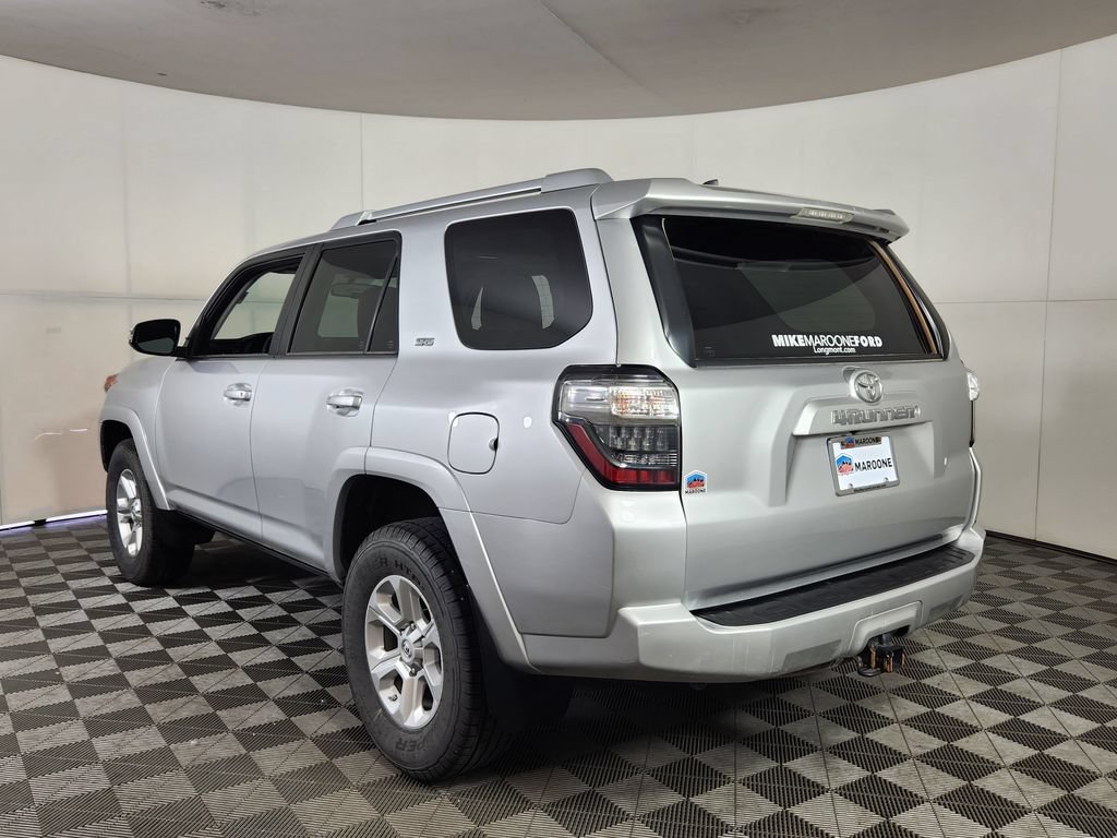 Used 2018 Toyota 4Runner SR5 Premium AWD/4WD image 5