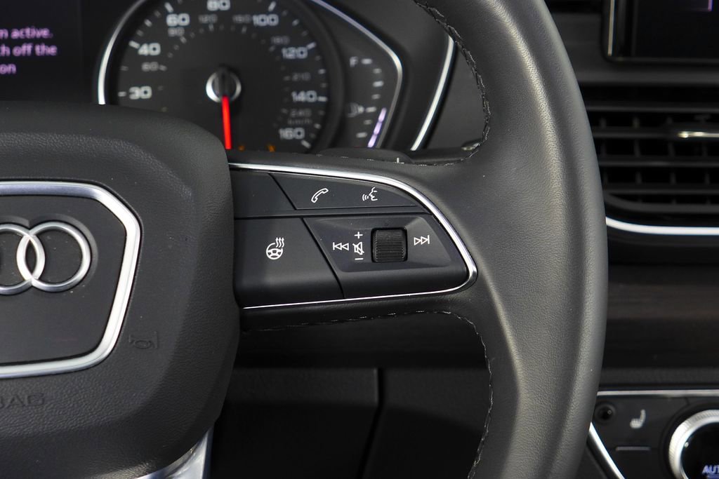 Used 2023 Audi Q5 2.0T Premium w/ Convenience Package image 29