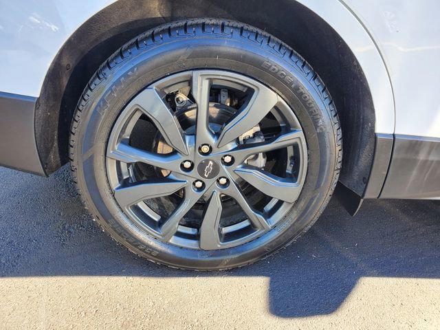 Certified 2022 Chevrolet Equinox RS w/ LPO, Floor Liner Package image 9