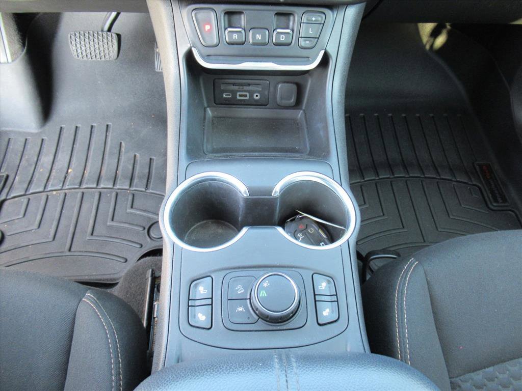 Used 2020 GMC Terrain SLE w/ Driver Convenience Package image 21