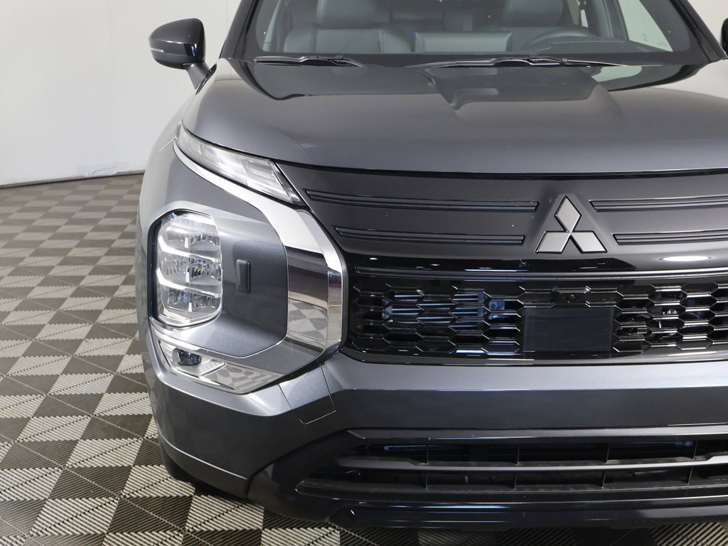 New 2026 Mitsubishi Outlander LE AWD/4WD image 13