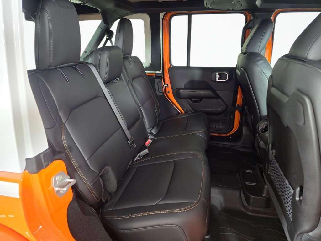 New 2026 Jeep Wrangler Unlimited Sahara w/ Whitecap Package AWD/4WD image 42