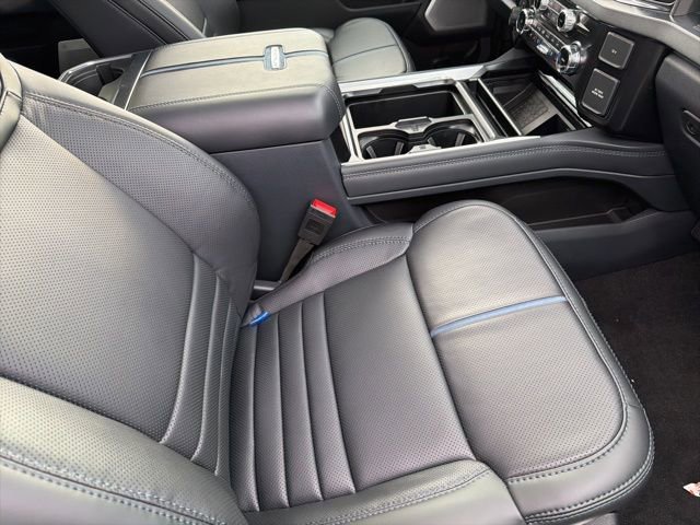 New 2026 Ford F350 Platinum image 24