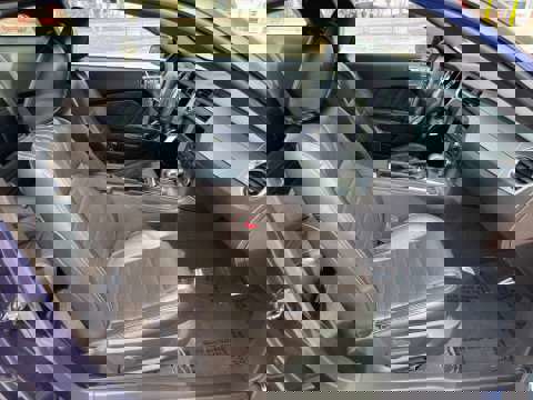 Used 2010 Ford Mustang Coupe image 9