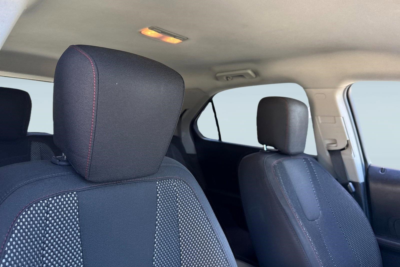 Used 2012 Chevrolet Equinox LT w/ Driver Convenience Package FWD image 24