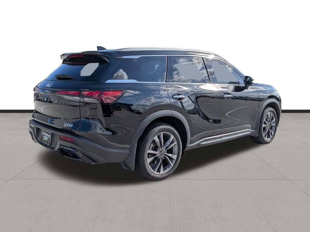 Used 2024 INFINITI QX60 Luxe w/ Performance Audio Package image 5