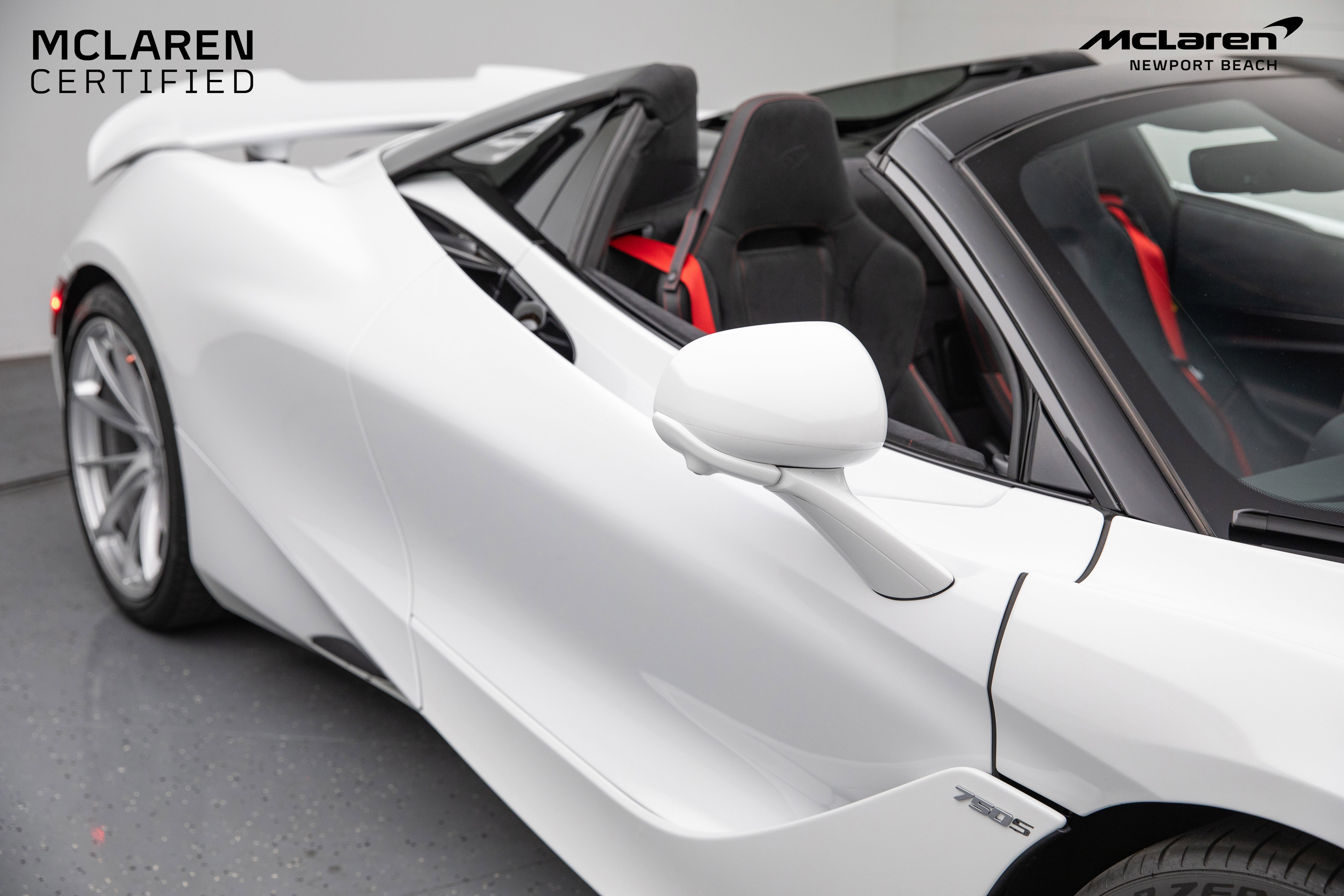 Used 2024 McLaren 750S Spider image 5
