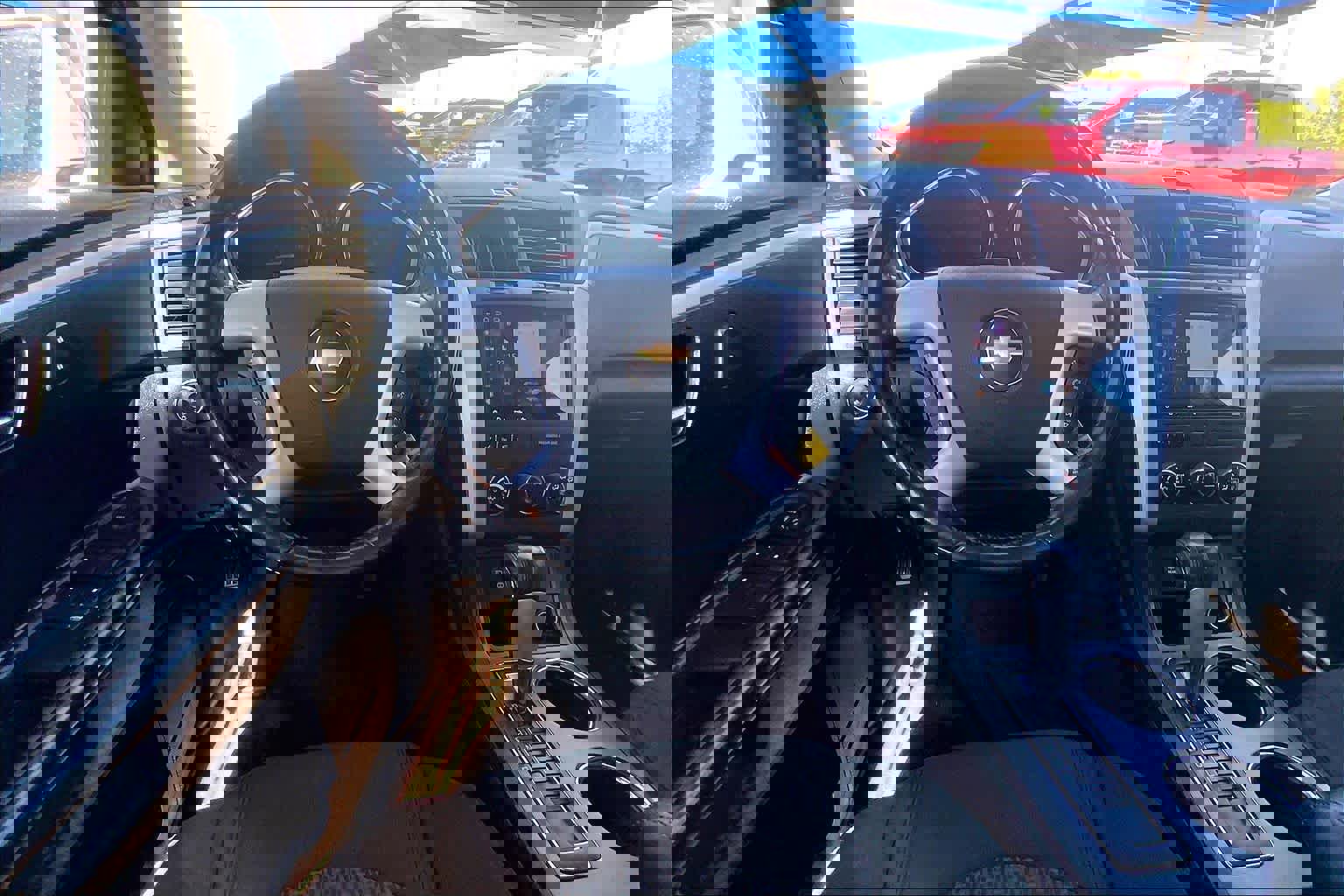 Used 2012 Chevrolet Traverse LT AWD/4WD image 5