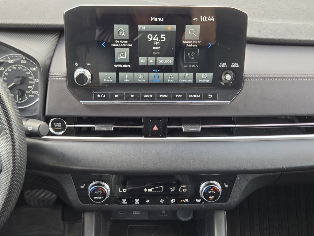 Used 2024 Mitsubishi Outlander SE Black Edition image 23