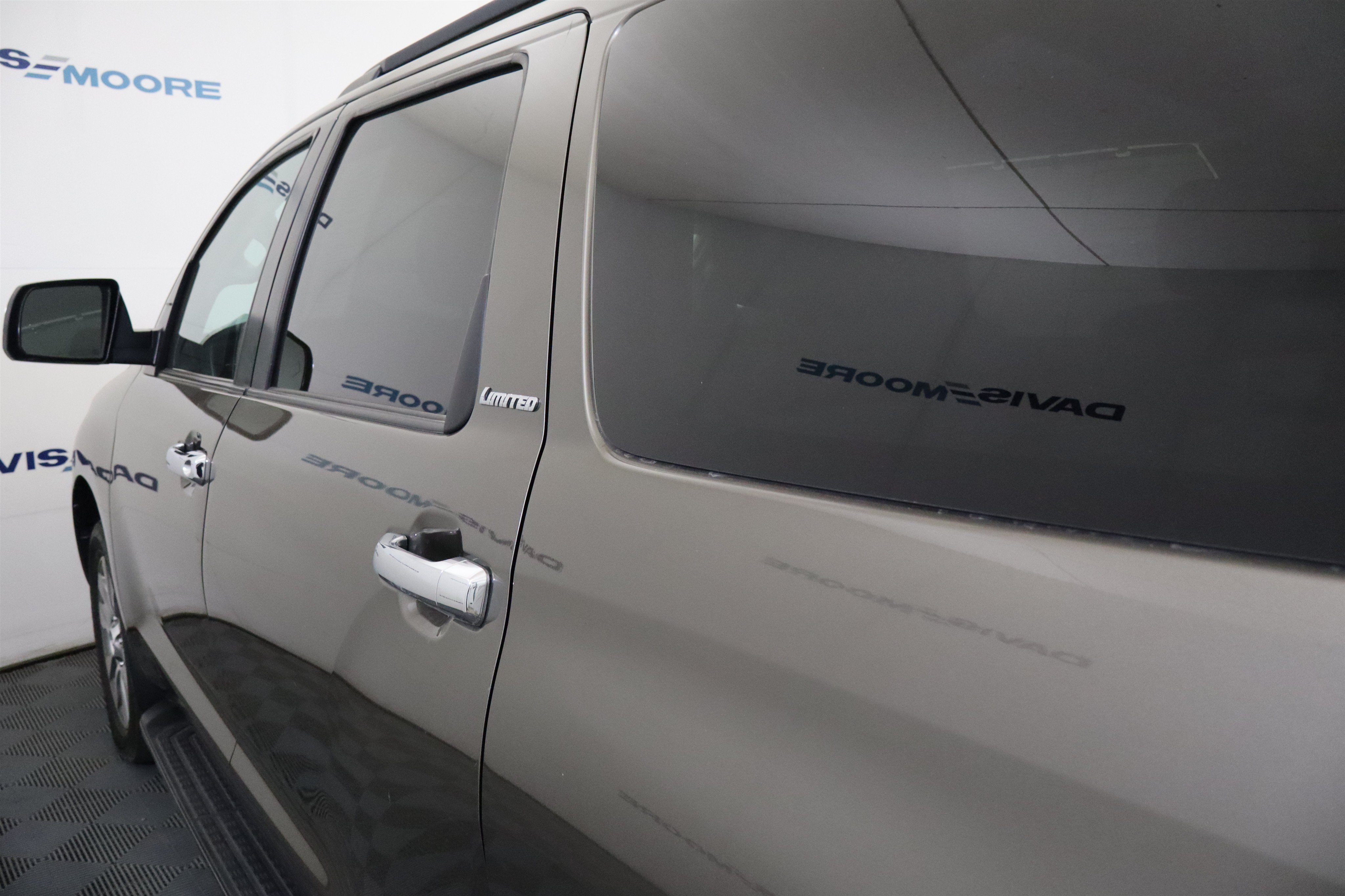 Used 2015 Toyota Sequoia Limited AWD/4WD image 11