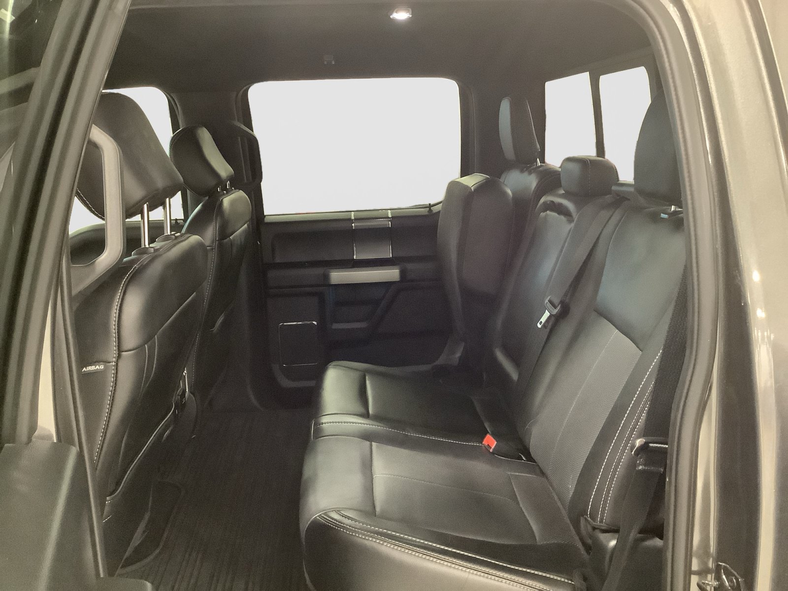 Used 2019 Ford F150 Lariat w/ Equipment Group 502A Luxury RWD image 17