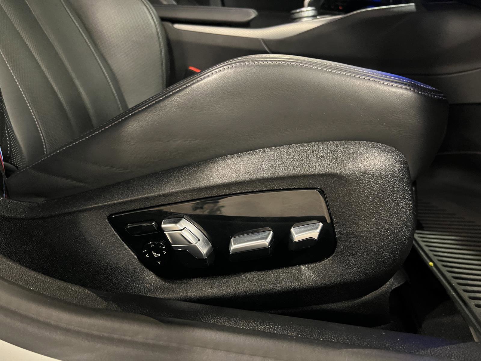 Used 2021 BMW M5 w/ Competition Package image 42