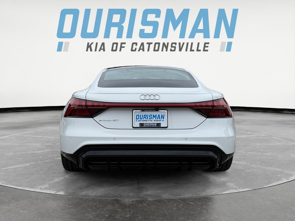 Used 2022 Audi e-tron GT Premium Plus w/ Performance Package image 5