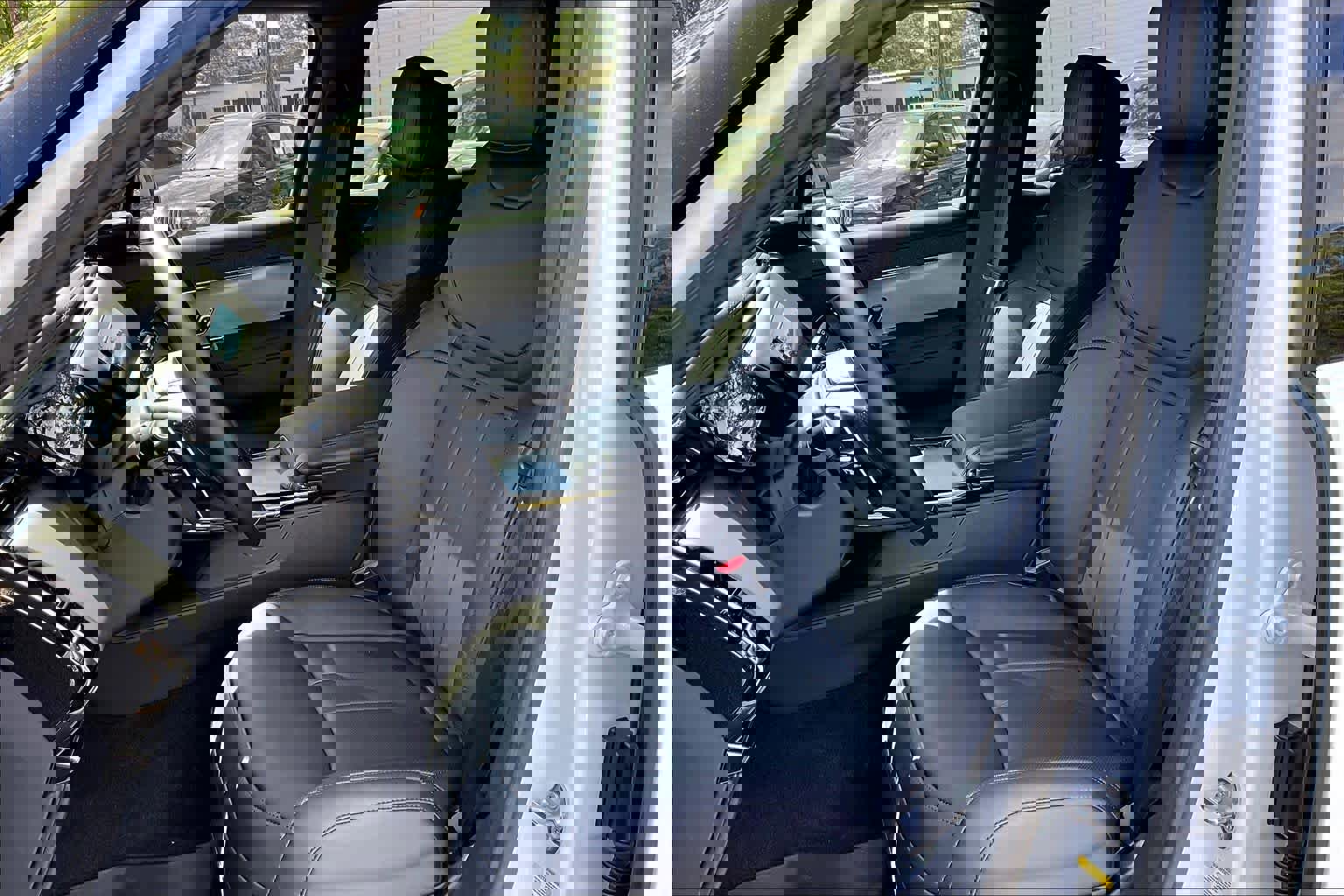 Used 2025 Land Rover Range Rover Sport Dynamic SE image 8