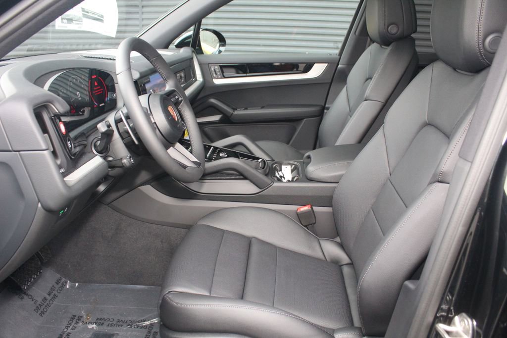 New 2026 Porsche Cayenne image 5