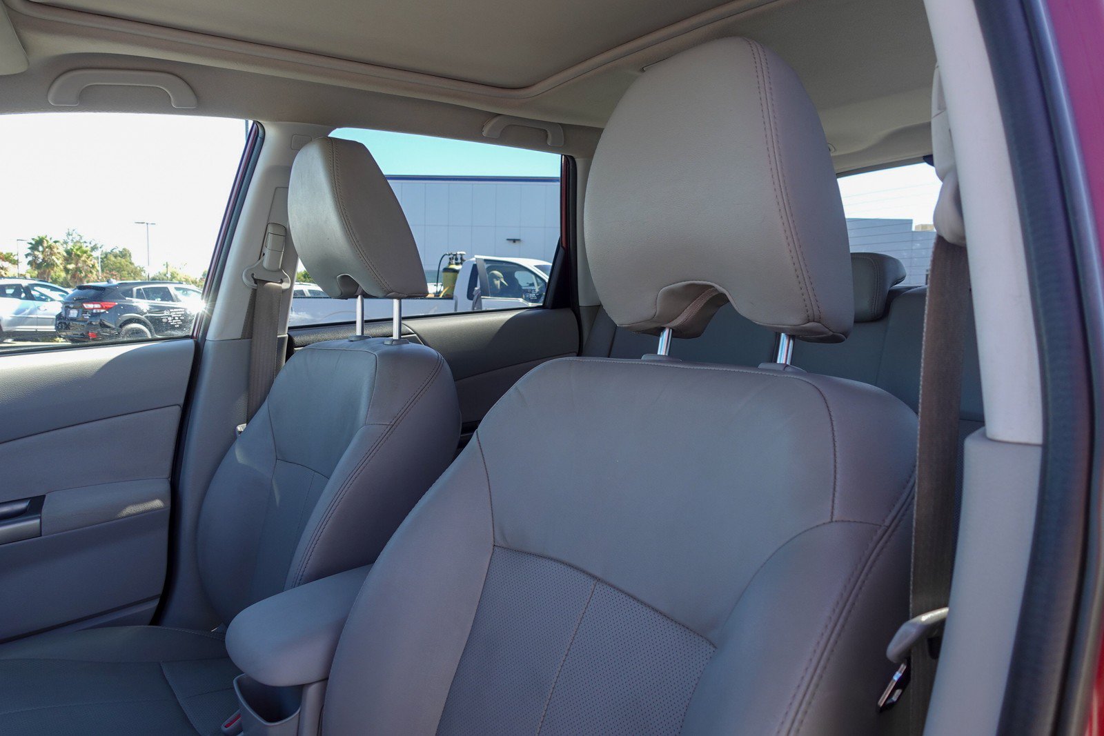 Used 2011 Subaru Forester 2.5X Limited AWD/4WD image 10