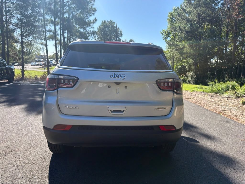 Certified 2024 Jeep Compass Latitude AWD/4WD image 7