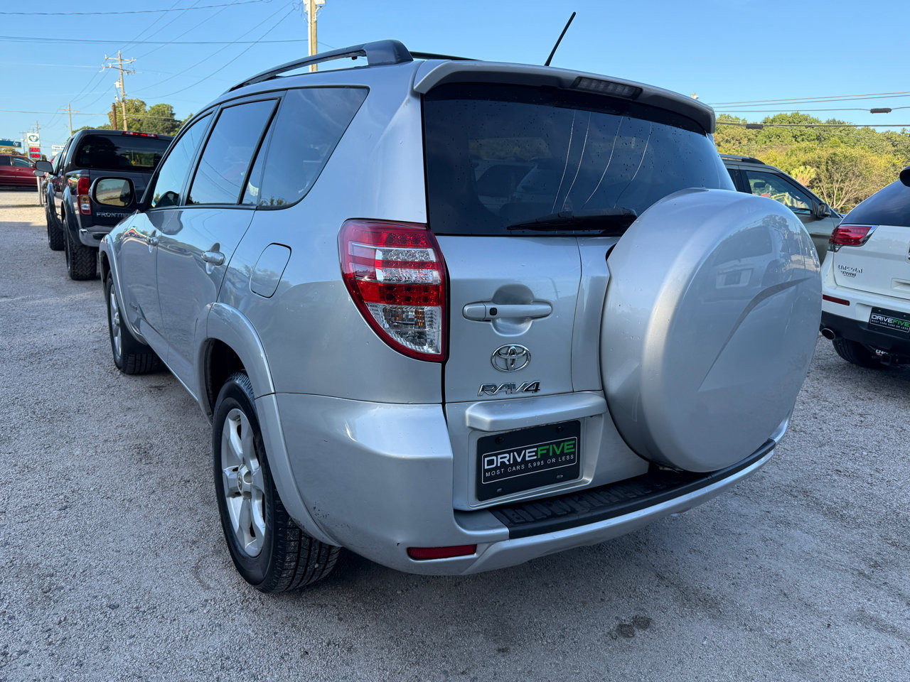 Used 2011 Toyota RAV4 Limited image 3