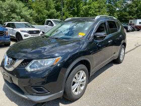 Used 2014 Nissan Rogue SV w/ SV Premium Package