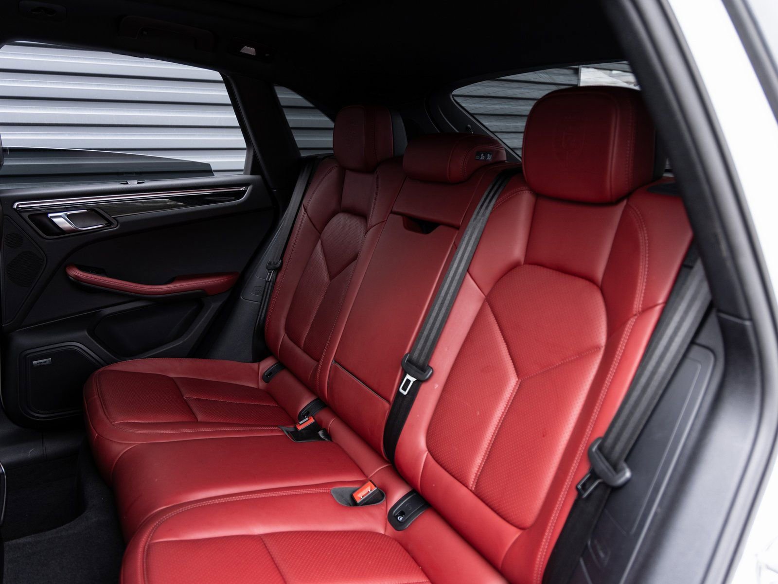 Certified 2024 Porsche Macan image 26