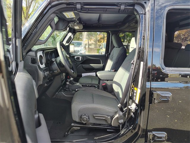 New 2026 Jeep Gladiator Sport image 2