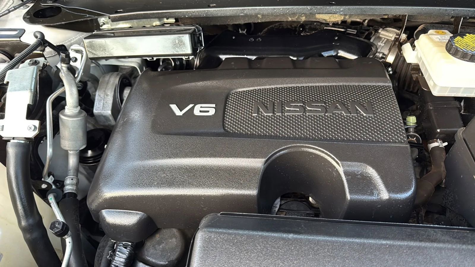 Used 2018 Nissan Pathfinder Platinum image 17