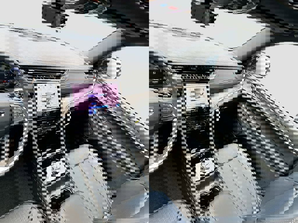 New 2025 Jeep Grand Cherokee Limited w/ Luxury Tech Group II image 27