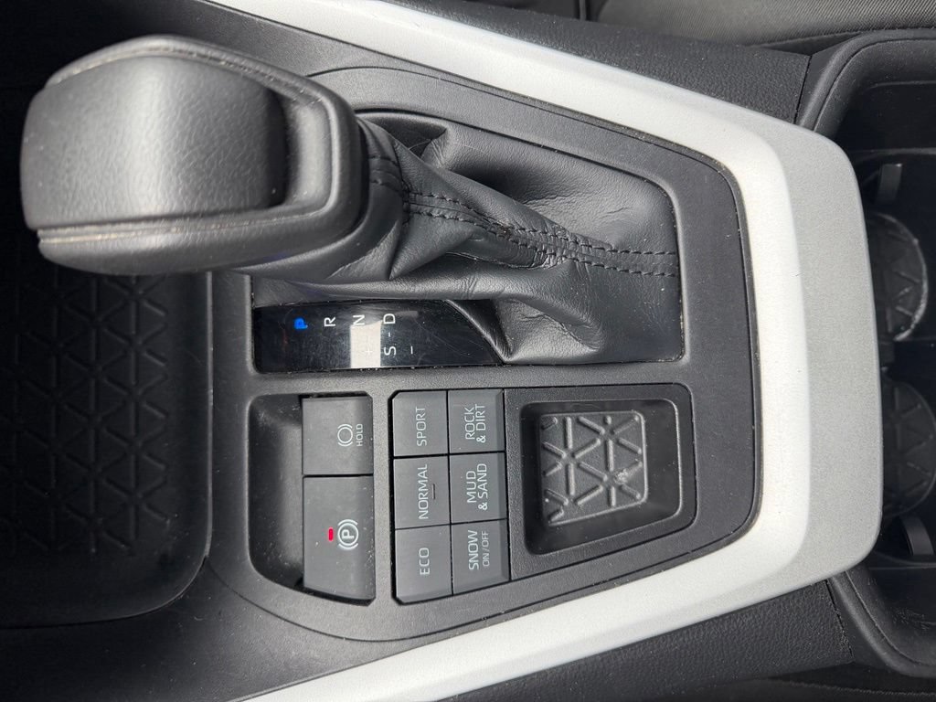 Used 2023 Toyota RAV4 XLE w/ Convenience Package AWD/4WD image 18