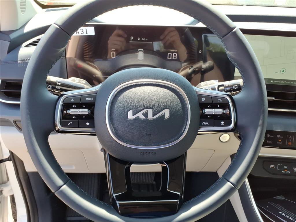 New 2026 Kia Carnival EX FWD image 19